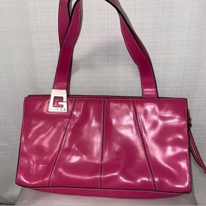 Hot pink 2000s Guess purse